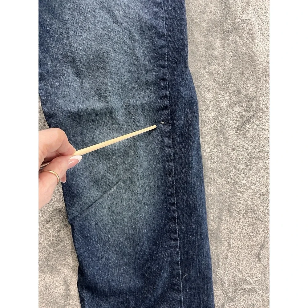 Levis 514 Straight Jeans Mens 30x32 Dark Blue Medium Wash 81782214